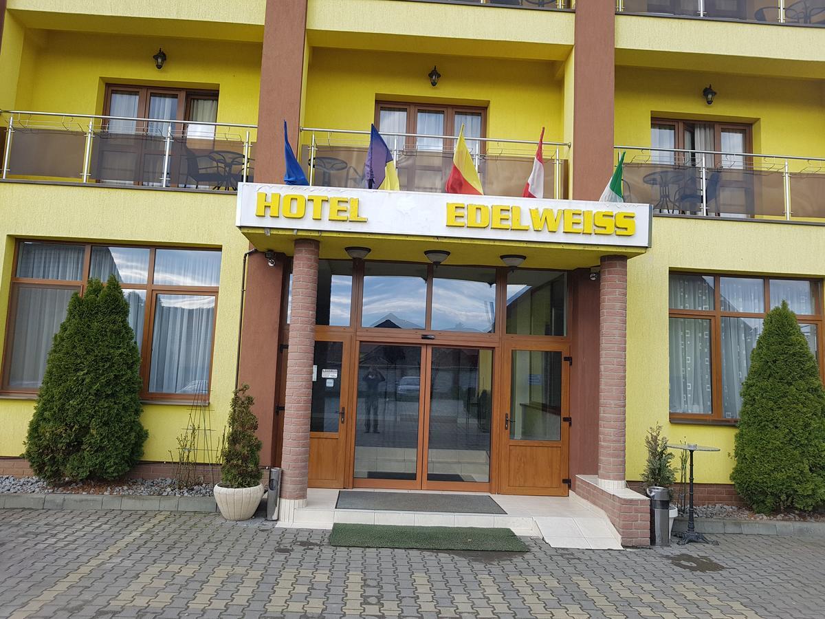 Hotel Edelweiss Медіаш Екстер'єр фото